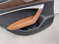 Audi / A6 / Обшивка двери