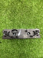 Audi / Q8 / Кнопка парктроника