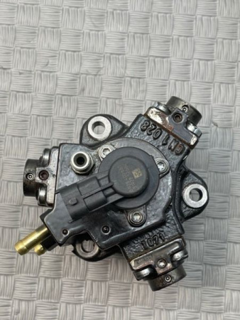 Opel / Insignia / Топливный насос высокого давления