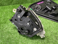 Audi / A5 / Замок двери