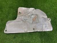 Audi / Q7 / теплозащитный экран