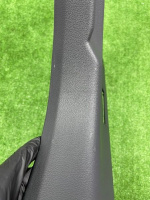 Audi / A6 / Накладка стойки