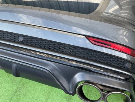 Audi / SQ8 / Бампер