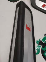 Audi / Q5 / Накладка порога S-Line