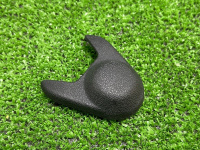 Mercedes-Benz / 190e / Накладка ремня безопасности