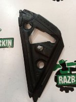 Audi / Q3 / Уплотнитель зеркала двери