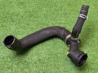Audi / A7 / Патрубок радиатора