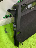 Volkswagen / Tiguan / Обшивка багажника