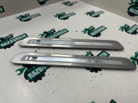 Volkswagen / Touareg / Накладка порога R-LINE Volkswagen / Touareg / Накладка порога R-LINE