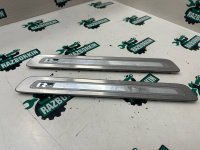 Volkswagen / Touareg / Накладка порога R-LINE