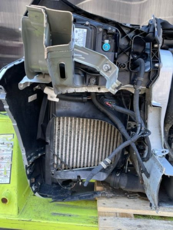 Volkswagen / Touareg / Передняя панель