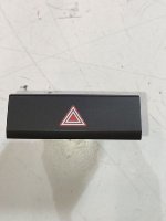 Volkswagen / Touareg / Кнопка аварийной сигнализации Volkswagen / Touareg / Кнопка аварийной сигнализации