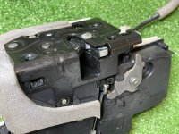 Audi / A6 / Замок двери комплект