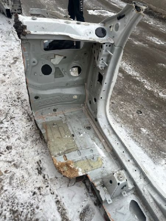 BMW / X5 / Лонжерон