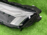 Audi / A5 / Фара