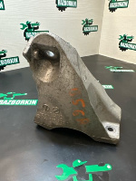 Volkswagen / Touareg / Опора двигателя