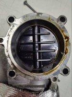 Volkswagen / Touareg / Дроссельная заслонка