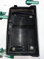 Mercedes-Benz / GLC 250d 4-matic / Площадка АКБ