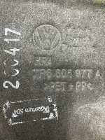 Volkswagen / Touareg / Подкрылок