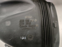 Audi / Q3 / Воздухозаборник