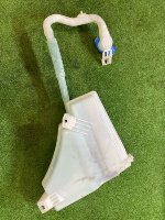 Volkswagen / Touareg / Бачок стеклоомывателя