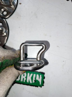 Porsche / Cayenne / Петля замка двери