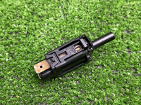 Mercedes-Benz / 190e / Датчик открытия двери