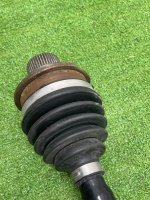 Audi / A4 / Приводной вал