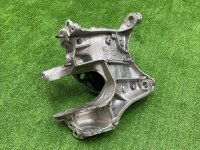 Audi / A6 / Кронштейн подрамника