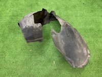 Volkswagen / Touareg / Подкрылок Volkswagen / Touareg / Подкрылок