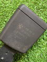 BMW / 1-Series / Замок ремня безопасности