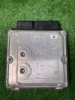 Volkswagen / Touareg / Блок управления двигателем