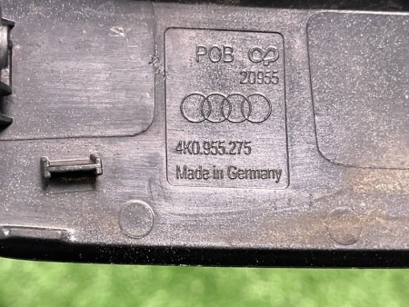Audi / A6 / Крышка форсунки омывателя фар
