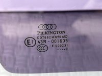 Audi / Q7 / Стекло двери