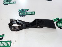 Audi / A6 / Ручка замка капота