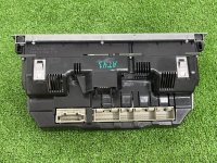 Audi / Q7 / Блок управления климат-контролем