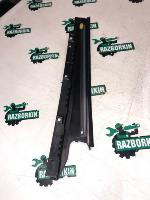 Audi / A4 / Накладка двери