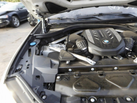 BMW / X5 / Кулак поворотный