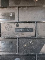 Volkswagen / Tiguan / Крышка предохранителей