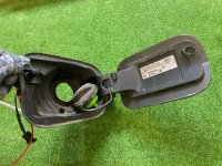 Audi / Q7 / Лючок топливного бака