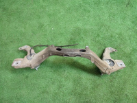 Audi / Q7 / Кронштейн опоры двигателя