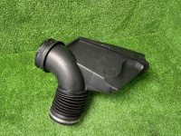 BMW / 3-Series / Резонатор воздушного фильтра