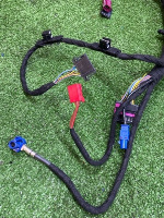 Audi / Q8 / Проводка центральной консоли