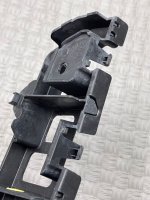 Porsche / Cayenne / Кронштейн бампера