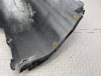 BMW / ALPINA B10 / Подкрылок