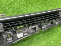 Audi / A4 / Дефлектор обдува салона