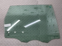 Porsche / Cayenne / Стекло двери