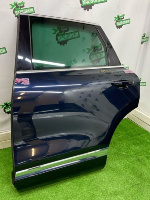 Volkswagen / Touareg / Дверь боковая