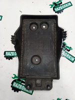 Mazda / CX-5 / Крепление аккумулятора