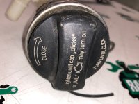 BMW / X1 / Горловина топливного бака